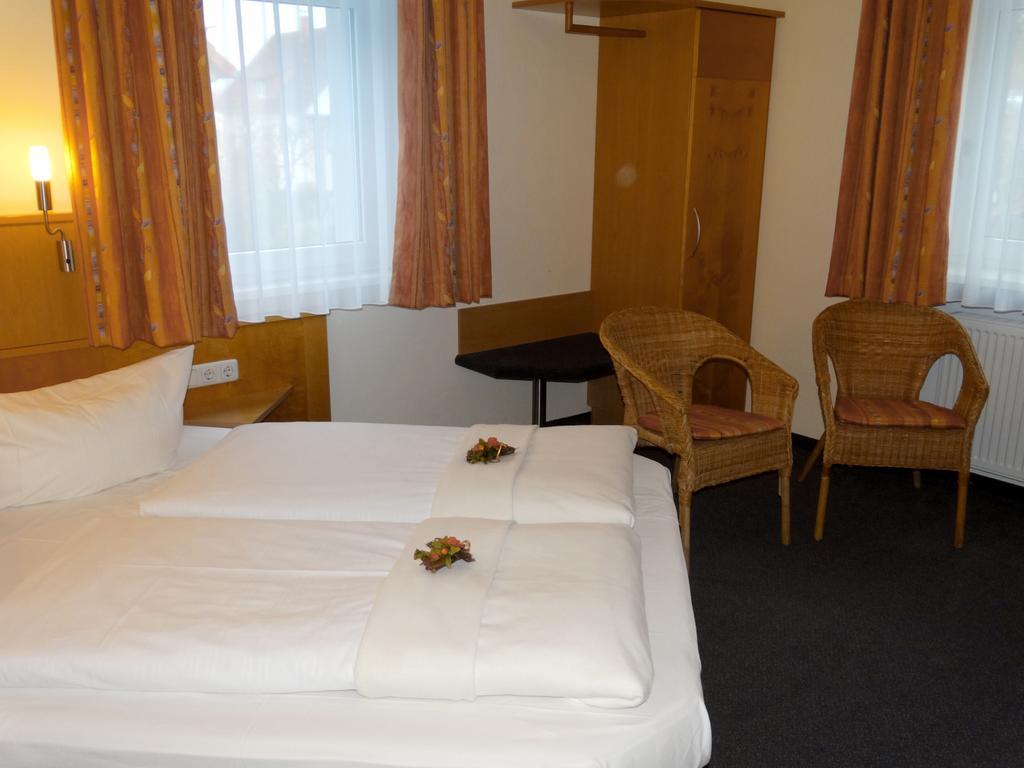 Hotel Sonne - Haus 2 Idstein Bilik gambar