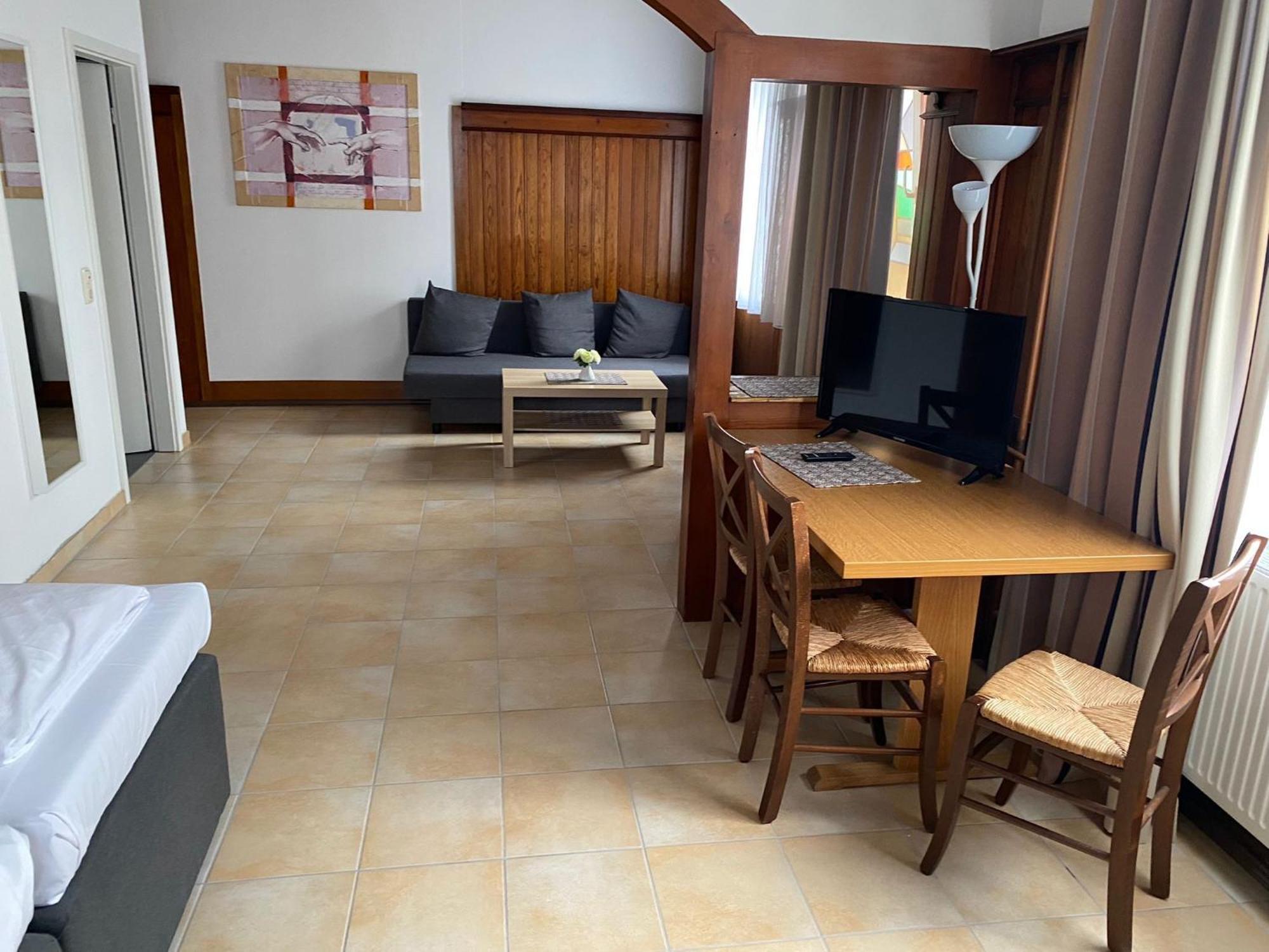 Hotel Sonne - Haus 2 Idstein Luaran gambar