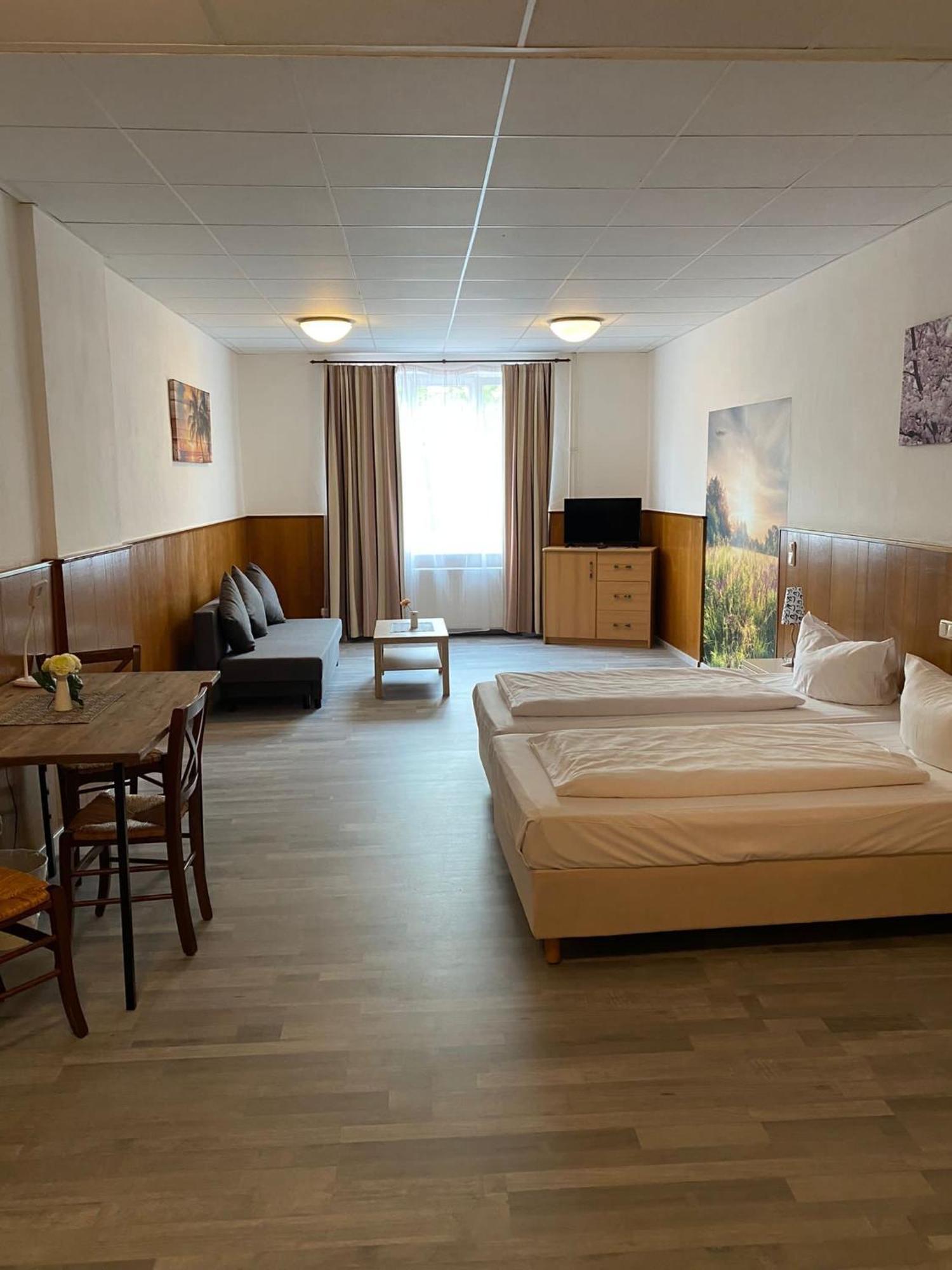 Hotel Sonne - Haus 2 Idstein Luaran gambar