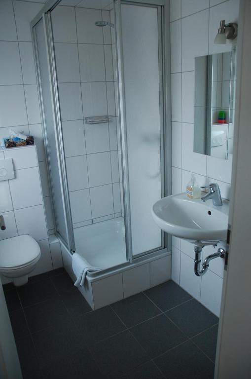 Hotel Sonne - Haus 2 Idstein Bilik gambar